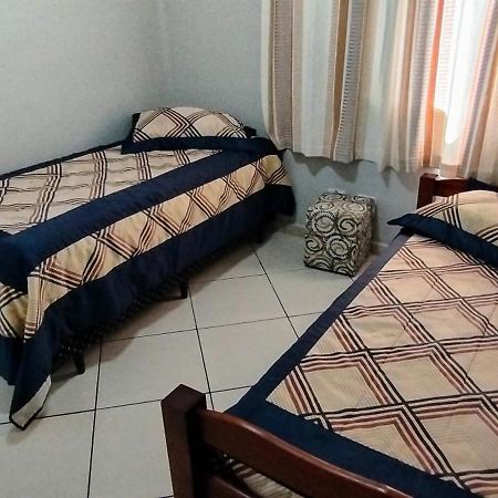 Apartamento - Praia Das Asturias Гуаружа Экстерьер фото
