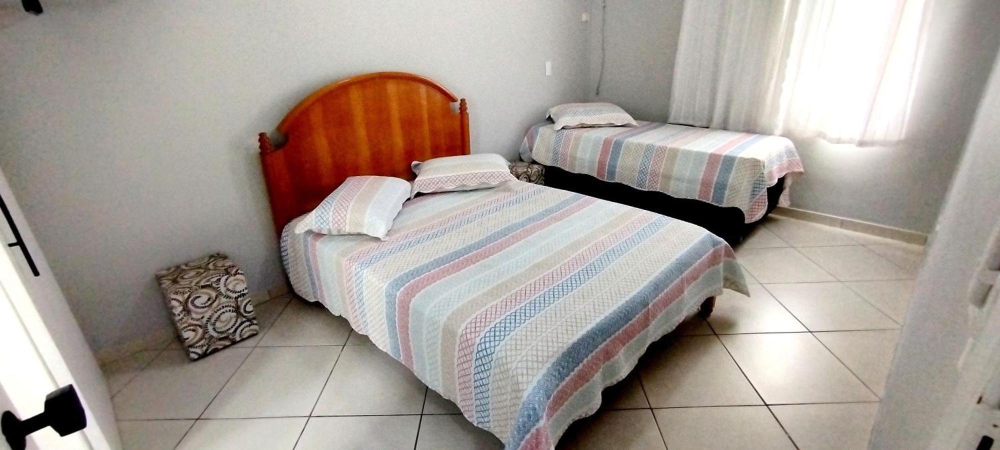 Apartamento - Praia Das Asturias Гуаружа Экстерьер фото