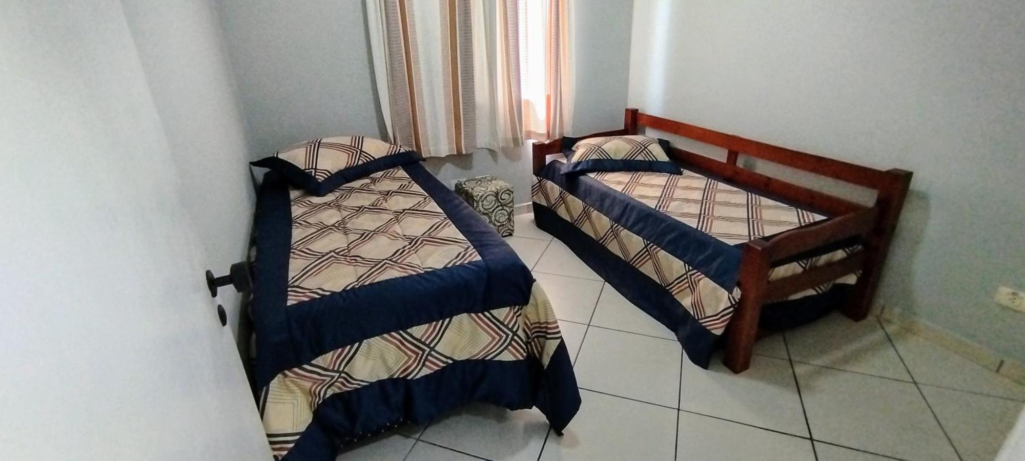 Apartamento - Praia Das Asturias Гуаружа Номер фото